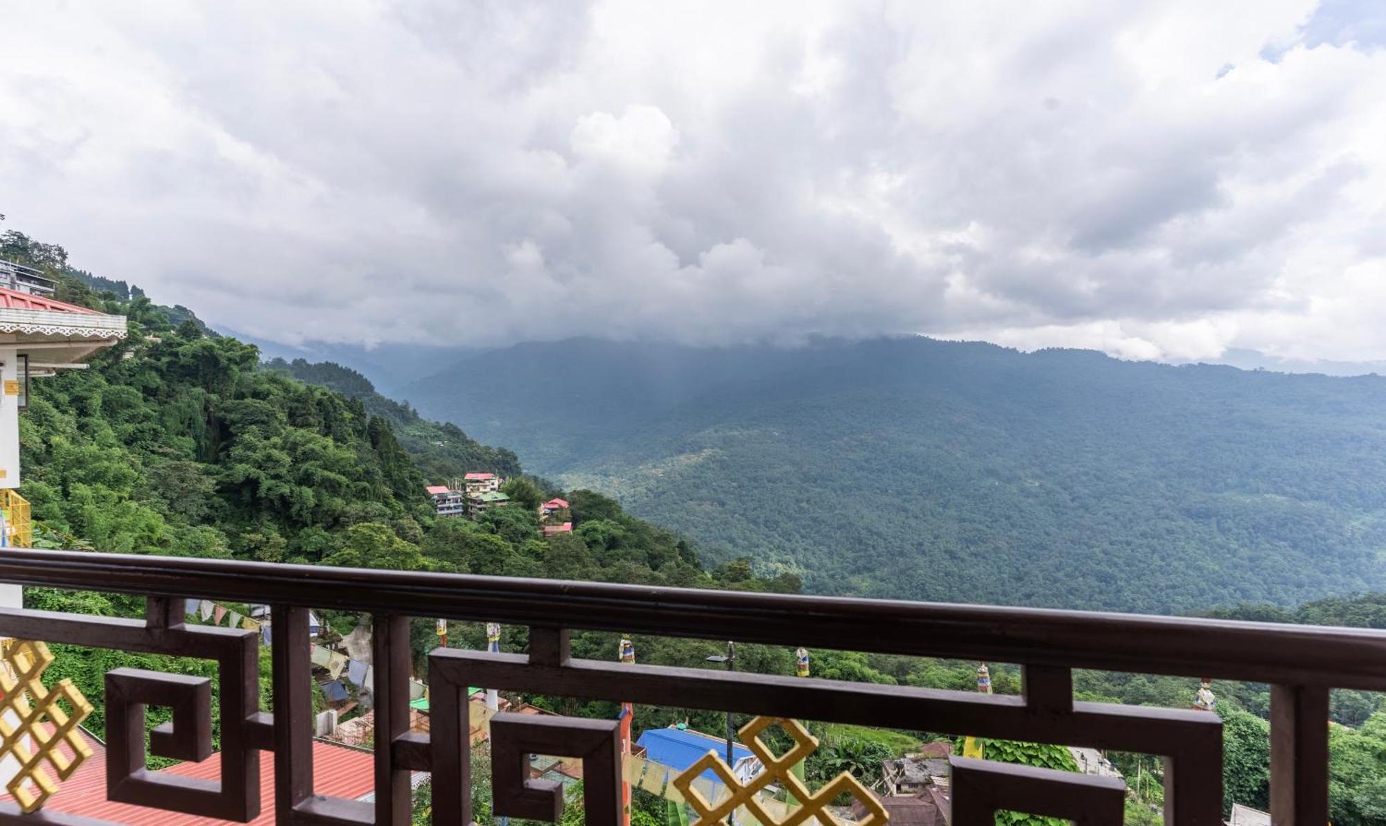 Tempo Heritage Resort & Spa Gangtok Exterior photo